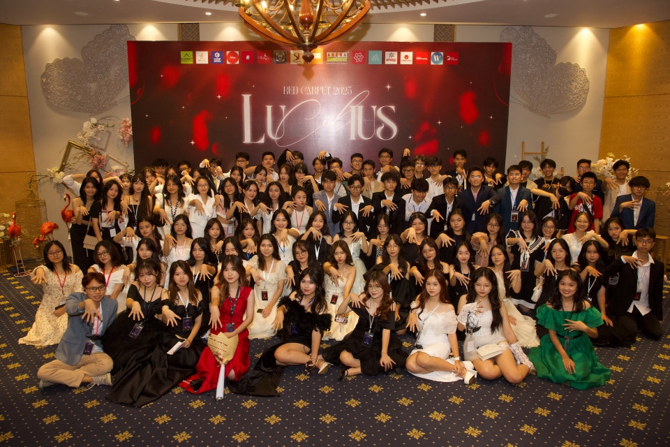 BTC Red Carpet - Thảm đỏ Chuyên Sư Phạm.