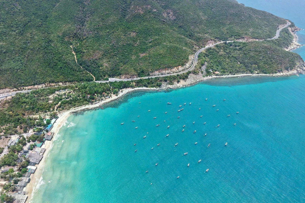 Tỉnh Khánh Hòa sau sáp nhập sẽ có bờ biển dài nhất nước. (Ảnh: Bá Duy) Tỉnh Khánh Hòa sau sáp nhập sẽ có bờ biển dài nhất nước. (Ảnh: Bá Duy)