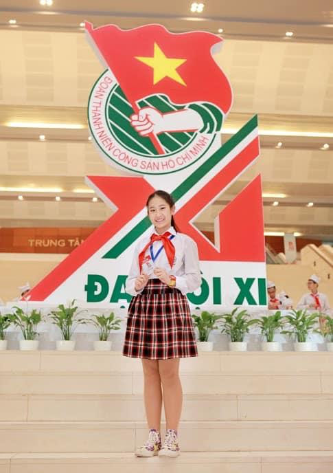 Chu Hoa Bảo Trâm từng được làm khách mời tham dự Đại hội Đoàn toàn quốc lần thứ XI, nhiệm kỳ 2017 - 2022 trong vai trò Thiếu Nhi tiêu biểu. Khi ấy cô bạn còn là học sinh lớp 7 trường THCS Cầu Giấy (Hà Nội). Chu Hoa Bảo Trâm từng được làm khách mời tham dự Đại hội Đoàn toàn quốc lần thứ XI, nhiệm kỳ 2017 - 2022 trong vai trò Thiếu Nhi tiêu biểu. Khi ấy cô bạn còn là học sinh lớp 7 trường THCS Cầu Giấy (Hà Nội).