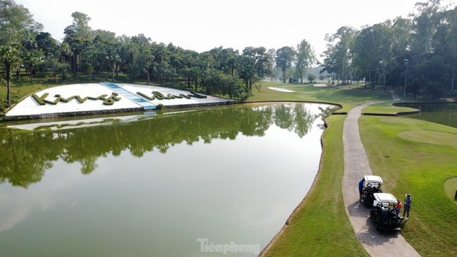 BRG Kings' Island Golf Resort và Tiền Phong Golf Championship, một sự kết hợp hoàn hảo, đặc biệt phù hợp với một giải đấu vượt trên ý nghĩa thể thao và mang giá trị nhân văn cao đẹp. BRG Kings' Island Golf Resort và Tiền Phong Golf Championship, một sự kết hợp hoàn hảo, đặc biệt phù hợp với một giải đấu vượt trên ý nghĩa thể thao và mang giá trị nhân văn cao đẹp.