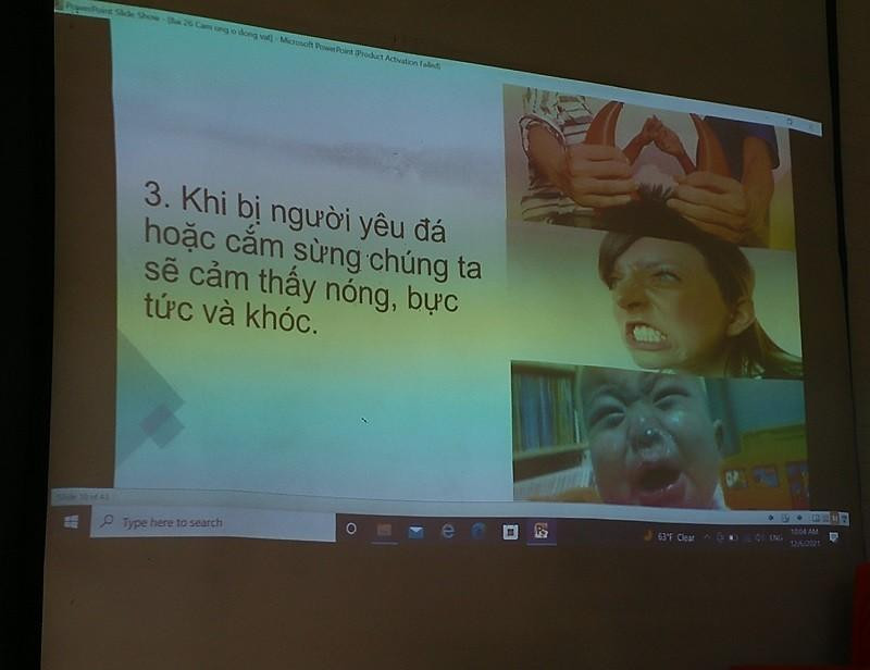 Ví dụ minh họa "bá đạo" thế này thì làm sao mà học sinh quên được đây? (Ảnh: Group Trường Người Ta) Ví dụ minh họa "bá đạo" thế này thì làm sao mà học sinh quên được đây? (Ảnh: Group Trường Người Ta)