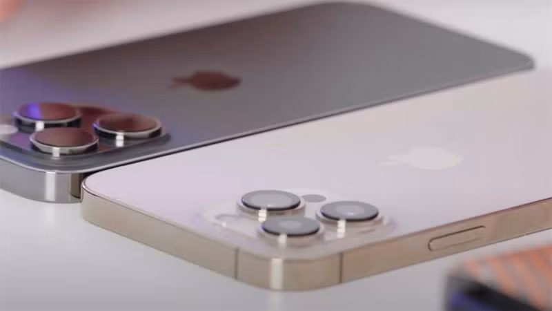 Kích thước iPhone 14 Pro Max phiên bản dựng khi so với iPhone 13 Pro Max. Kích thước iPhone 14 Pro Max 'Replica' khi so với iPhone 13 Pro Max