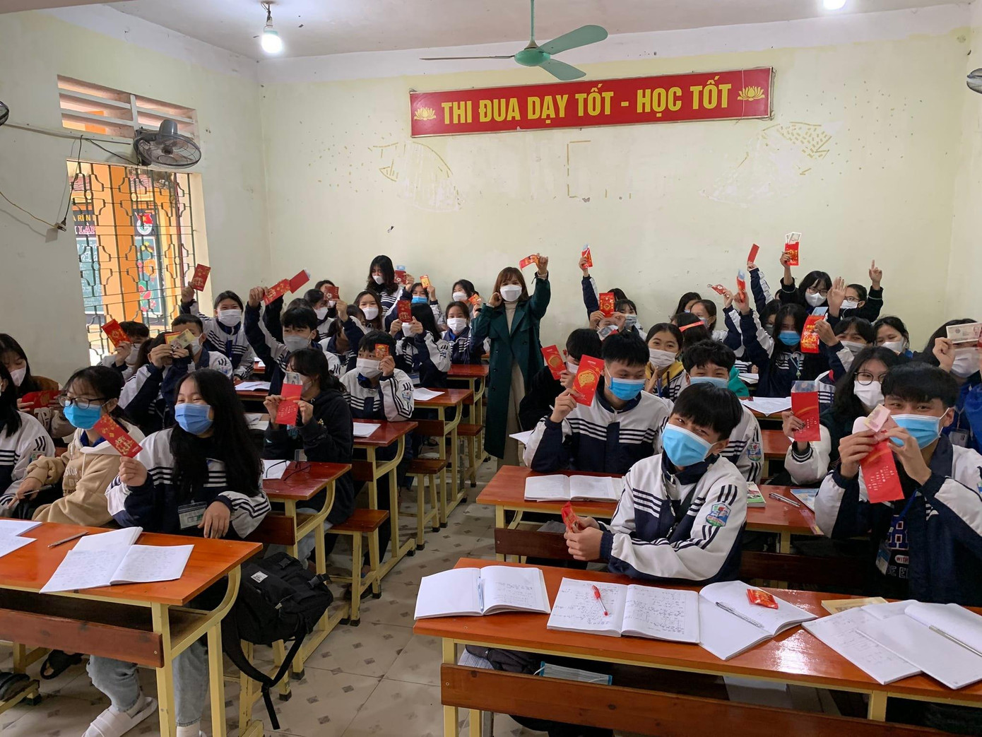 Ngày đầu trở lại trường thật là vui quá đi. (Ảnh: Phạm Phương Oanh/ Group Trường Người Ta) Ngày đầu trở lại trường thật là vui quá đi. (Ảnh: Phạm Phương Oanh/ Group Trường Người Ta)