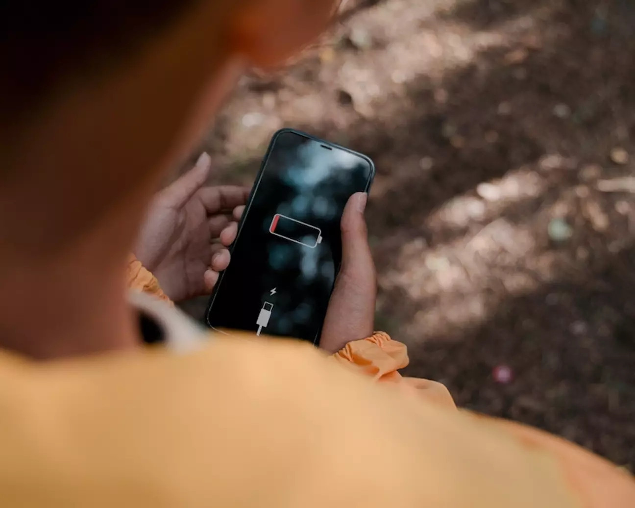 Apple xác nhận thao tác vuốt để đóng ứng dụng khiến iPhone bị chậm và hao pin. Apple xác nhận thao tác vuốt để đóng ứng dụng khiến iPhone bị chậm và hao pin.