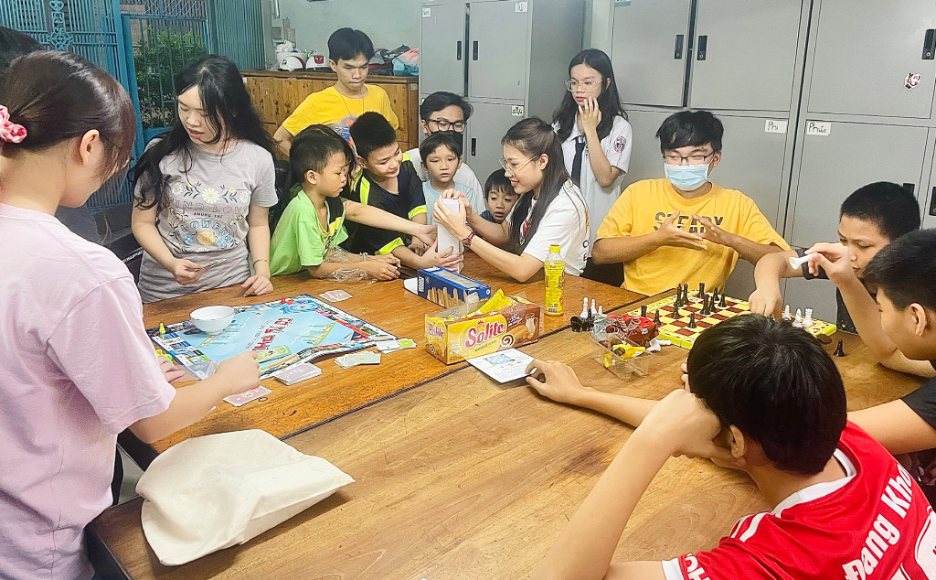 Những đứa trẻ đã gắn bó và mang đến niềm vui cho Thảo Trang trong công việc.