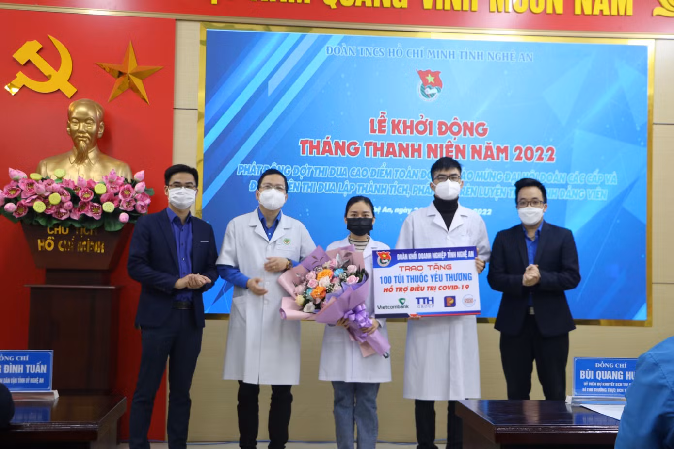 Sôi động Tháng Thanh niên khu vực miền Trung: Màu áo xanh "phủ sóng" ở nhiều địa phương ảnh 8 Sôi động Tháng Thanh niên khu vực miền Trung: Màu áo xanh "phủ sóng" ở nhiều địa phương ảnh 8
