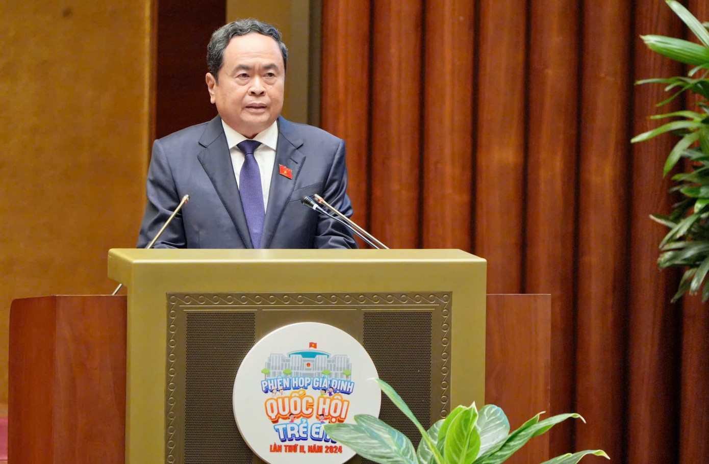 Chủ tịch Quốc hội Trần Thanh Mẫn phát biểu chỉ đạo tại phiên họp.