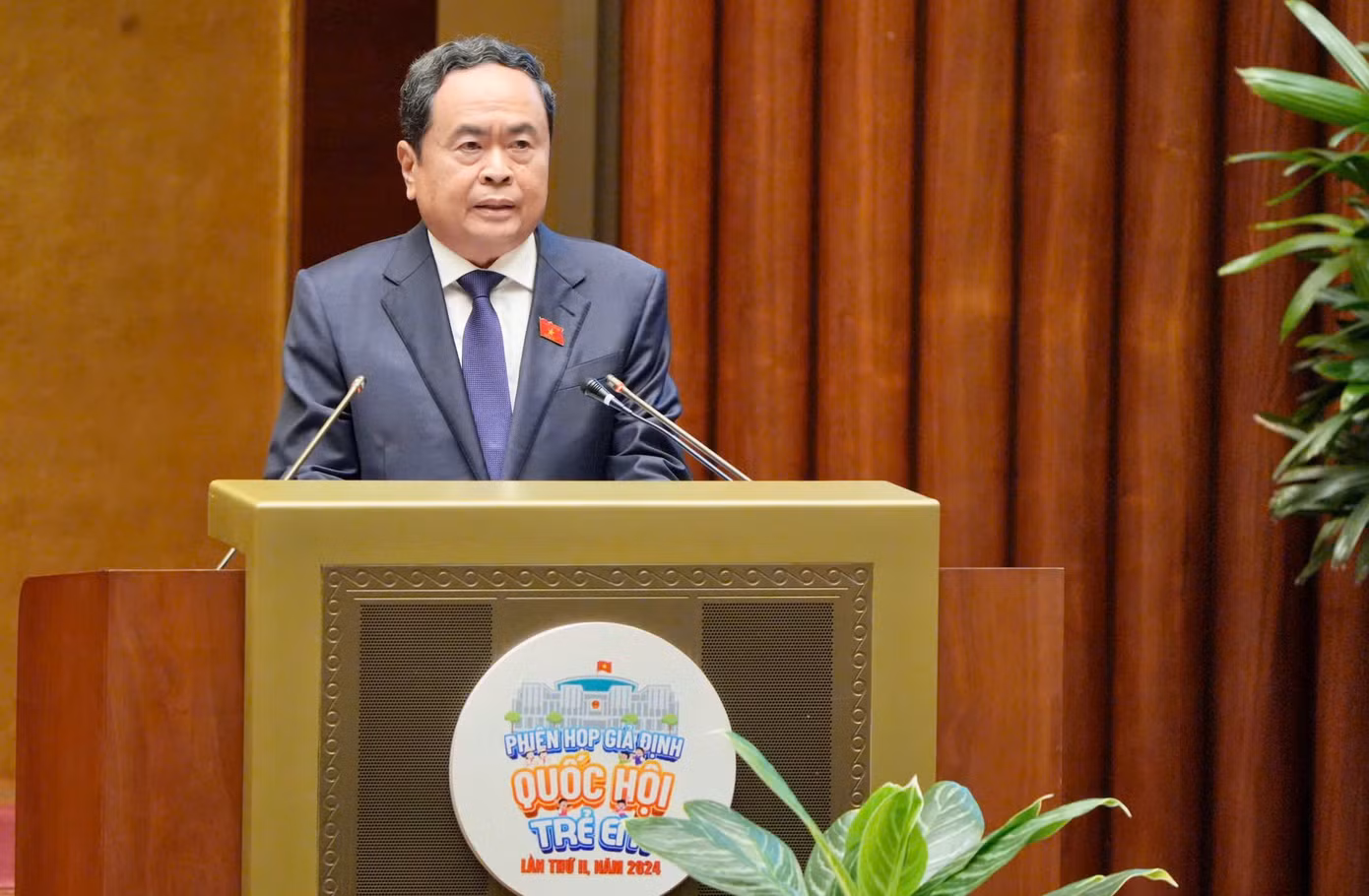 Chủ tịch Quốc hội Trần Thanh Mẫn phát biểu chỉ đạo tại phiên họp. Chủ tịch Quốc hội Trần Thanh Mẫn phát biểu chỉ đạo tại phiên họp.