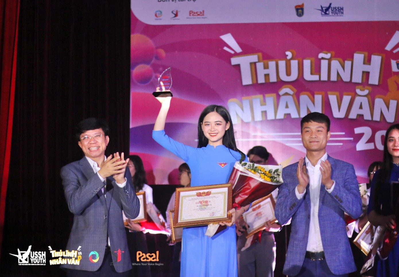 La Dương Liễu đạt Giải thưởng Tuổi trẻ Nhân văn 2021. La Dương Liễu đạt Giải thưởng Tuổi trẻ Nhân văn 2021.