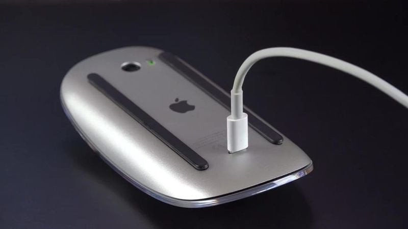 Magic Mouse sẽ có phiên bản dùng cổng USB-C. Magic Mouse sẽ có phiên bản dùng cổng USB-C.