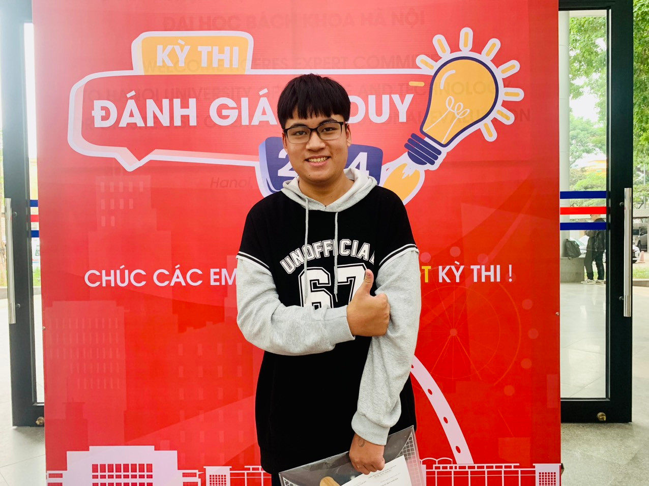 Nguyễn Hải Đăng - học sinh lớp 12A5 trường THPT Bắc Duyên Hà, Thái Bình. Nguyễn Hải Đăng - học sinh lớp 12A5 trường THPT Bắc Duyên Hà, Thái Bình.