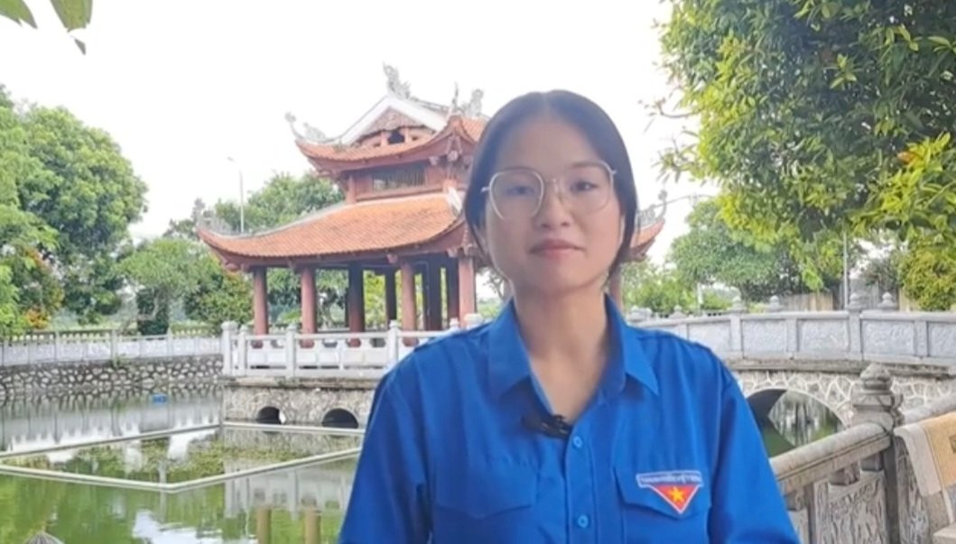 Lương Thị Lan Phương - Bí thư Chi Đoàn thôn Lại Đà, xã Đông Hội, huyện Đông Anh. Lương Thị Lan Phương - Bí thư Chi Đoàn thôn Lại Đà, xã Đông Hội, huyện Đông Anh.