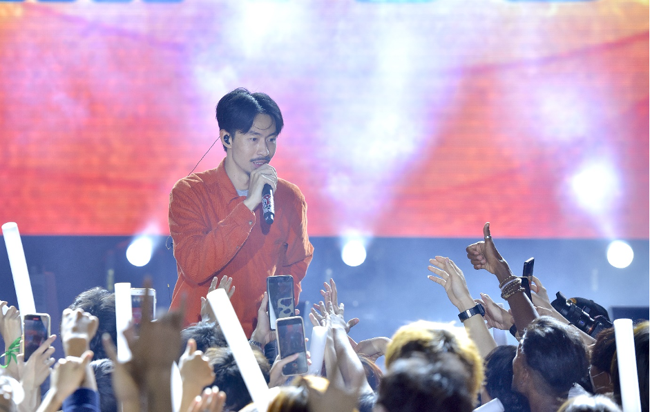 “Anh nên học ngành nào hả các em?” “Anh nên học ngành nào hả các em?”