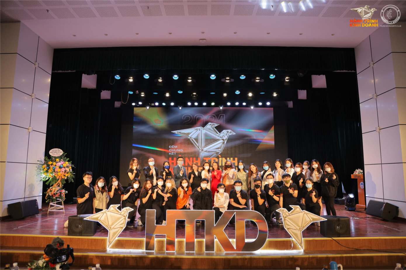 Cuộc thi Hành trình Kinh doanh với nhiều cung bậc cảm xúc. Cuộc thi Hành trình Kinh doanh với nhiều cung bậc cảm xúc.