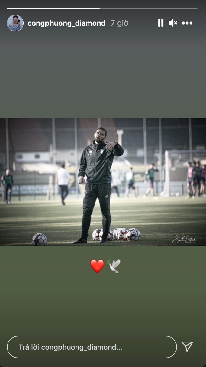 Công Phượng thì vẫn rất "deep". Công Phượng thì vẫn rất "deep".