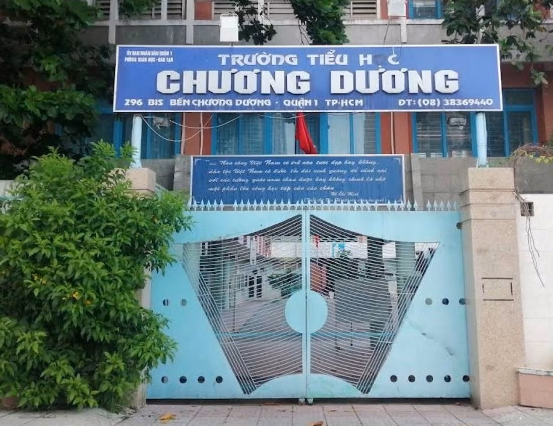 Trường Tiểu học Chương Dương - nơi xảy ra vụ lùm xùm liên quan đến cô giáo vận động phụ huynh ủng hộ mua laptop cá nhân.