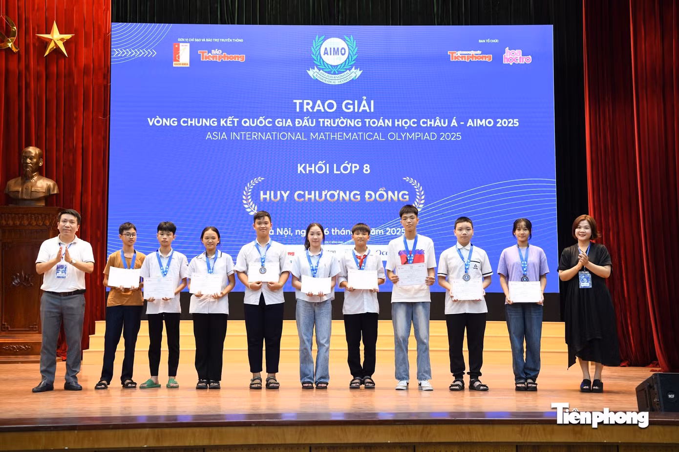 Thí sinh cấp THCS đạt Huy chương Đồng.