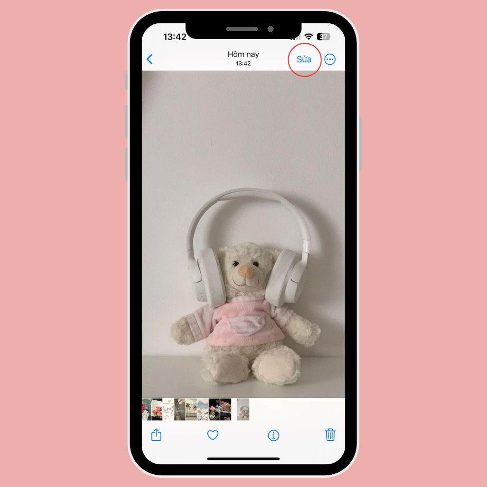 Chọn ảnh muốn che mờ và nhấn vào mục Sửa. Chọn ảnh muốn che mờ và nhấn vào mục Sửa.