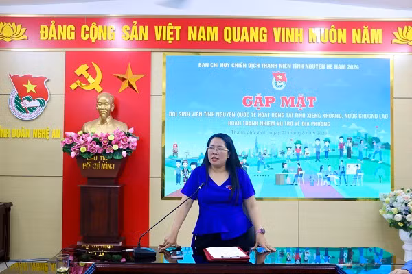 Đồng chí Nguyễn Thị Phương Thúy - Bí thư Tỉnh Đoàn phát biểu tại chương trình.