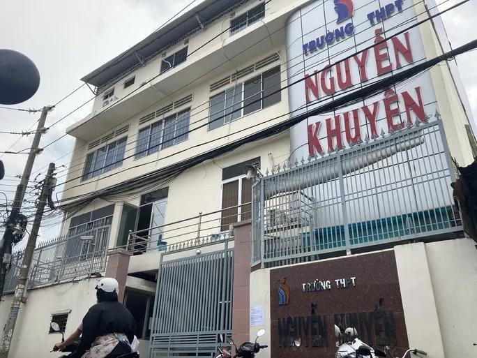 Trường THPT Nguyễn Khuyến. Trường THPT Nguyễn Khuyến.