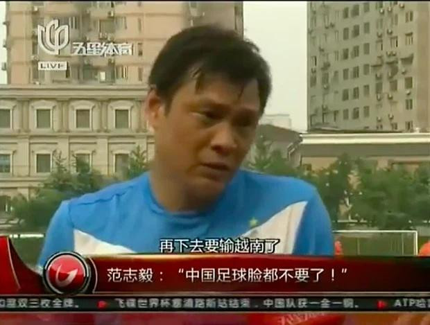 Vẻ mặt u sầu cùng phát ngôn "tiên tri" của cựu danh thủ Phạm Chí Nghị cách đây 9 năm đang trở thành hot search trên khắp các trang mạng xã hội tại Trung Quốc cũng như Việt Nam. Vẻ mặt u sầu cùng phát ngôn "tiên tri" của cựu danh thủ Phạm Chí Nghị cách đây 9 năm đang trở thành hot search trên khắp các trang mạng xã hội tại Trung Quốc cũng như Việt Nam.