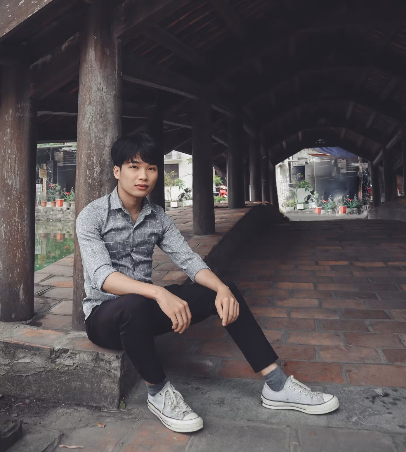 Chàng trai còn được biết đến với các hoạt động ngoại khóa và hoạt động Đoàn - Hội sôi nổi.