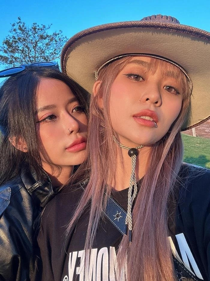 Độ ăn ý của cặp đôi đặc biệt thu hút sự chú ý trên mạng xã hội.