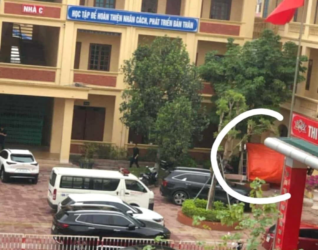 Khu vực hiện trường xảy ra sự việc. Khu vực hiện trường xảy ra sự việc.