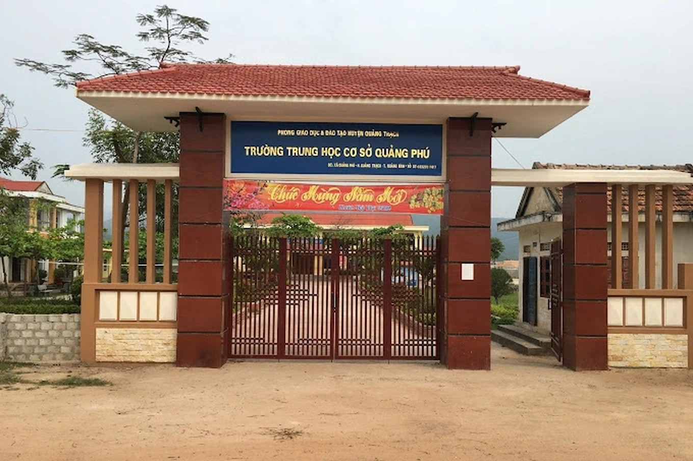 Trường THCS Quảng Phú, huyện Quảng Trạch, nơi 2 nữ sinh đánh bạn đang theo học. (Ảnh: Nhật Anh)