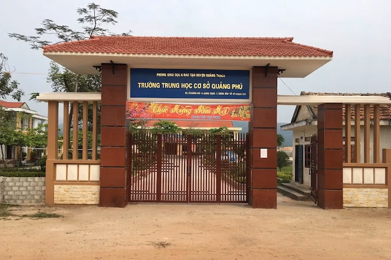 Trường THCS Quảng Phú, huyện Quảng Trạch, nơi 2 nữ sinh đánh bạn đang theo học. (Ảnh: Nhật Anh)
