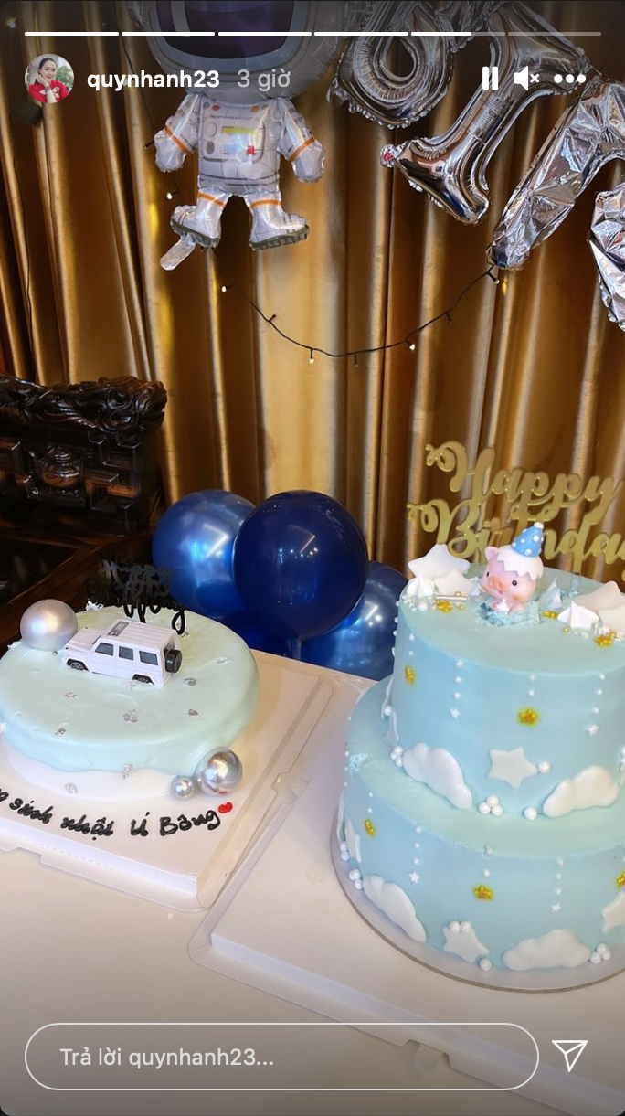 2 chiếc bánh kem xinh xắn trong tiệc sinh nhật của bé Ú.