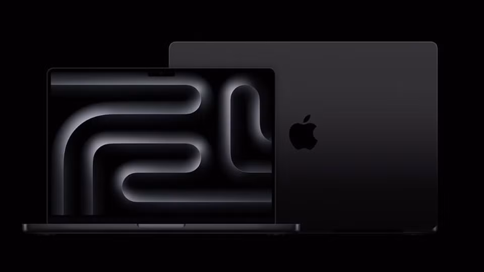 MacBook Pro màu Space Black.