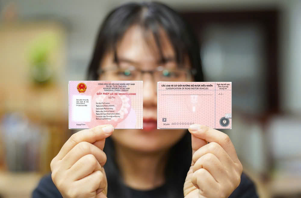 Thay đổi thời hạn cấp giấy phép lái xe từ 1/3/2025. (Ảnh minh họa)