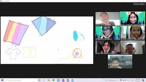 Các em cùng anh chị chơi đuổi hình bắt chữ. Các em cùng anh chị chơi đuổi hình bắt chữ.