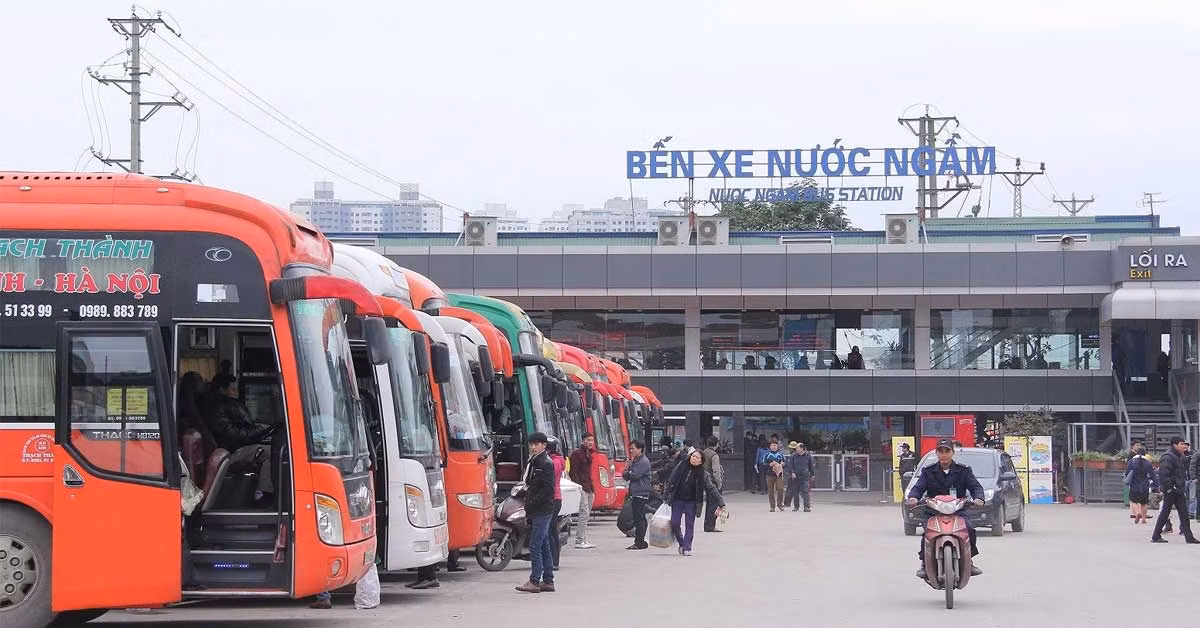 Theo trích xuất camera, nữ sinh này đã xuống bến xe Nước ngầm (Hà Nội). (Ảnh minh họa từ Internet)