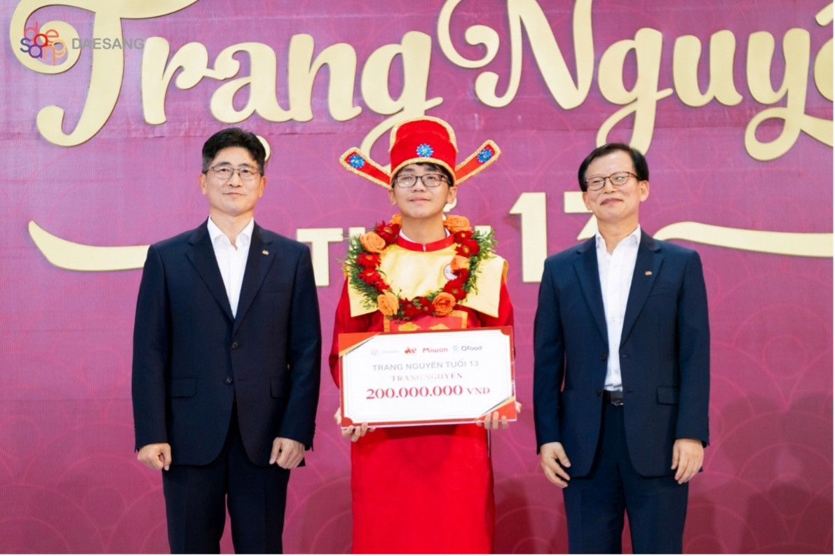 Thí sinh Phan Tuấn Tú, lớp 8A8 Trường THCS Trần Quốc Toản, Quảng Ninh trở thành Trạng Nguyên của chương trình năm nay. Thí sinh Phan Tuấn Tú, lớp 8A8 Trường THCS Trần Quốc Toản, Quảng Ninh trở thành Trạng Nguyên của chương trình năm nay.