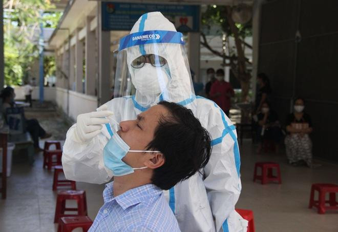 Các địa phương hoàn thành việc lấy mẫu xét nghiệm và báo cáo Ban Chỉ đạo phòng chống dịch COVID-19 trong ngày 5/7. (Ảnh minh hoạ từ Internet) Các địa phương hoàn thành việc lấy mẫu xét nghiệm và báo cáo Ban Chỉ đạo phòng chống dịch COVID-19 trong ngày 5/7. (Ảnh minh hoạ từ Internet)