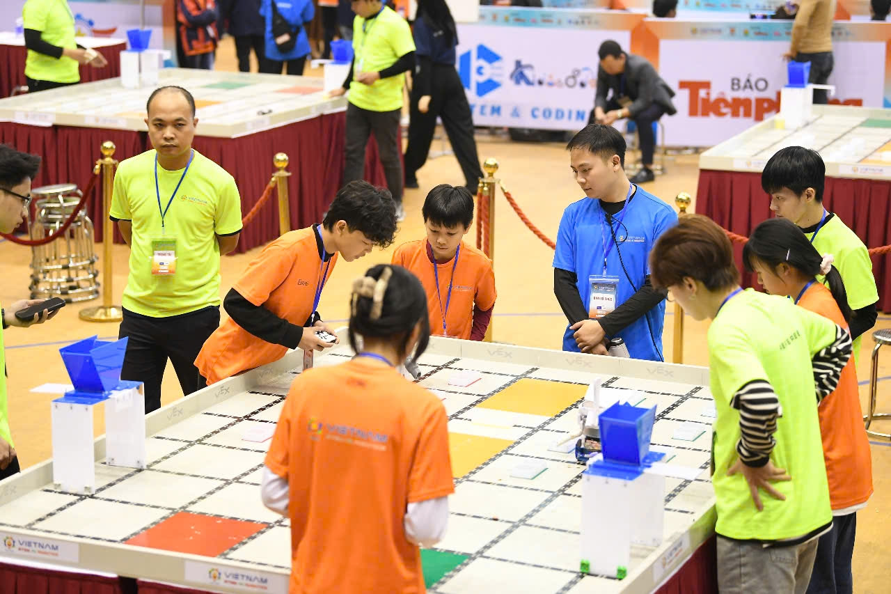 Hạt lạc với kích thước to nhỏ khác nhau là một đề bài rất thực tiễn.