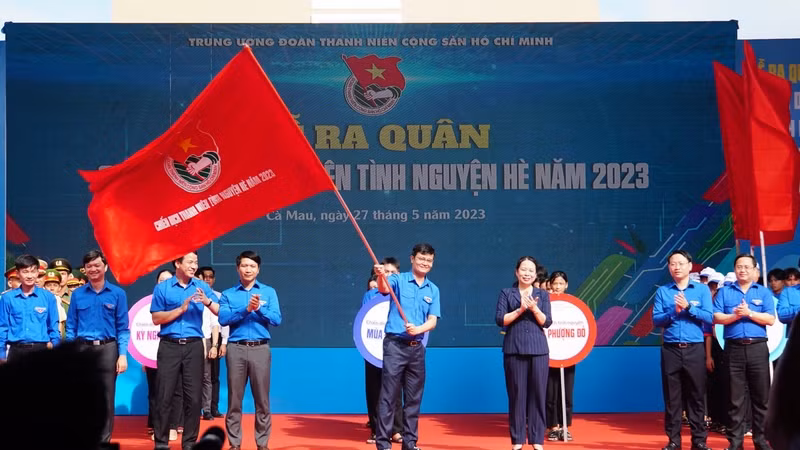 Nghi thức phát động Chiến dịch Thanh niên tình nguyện hè 2023.