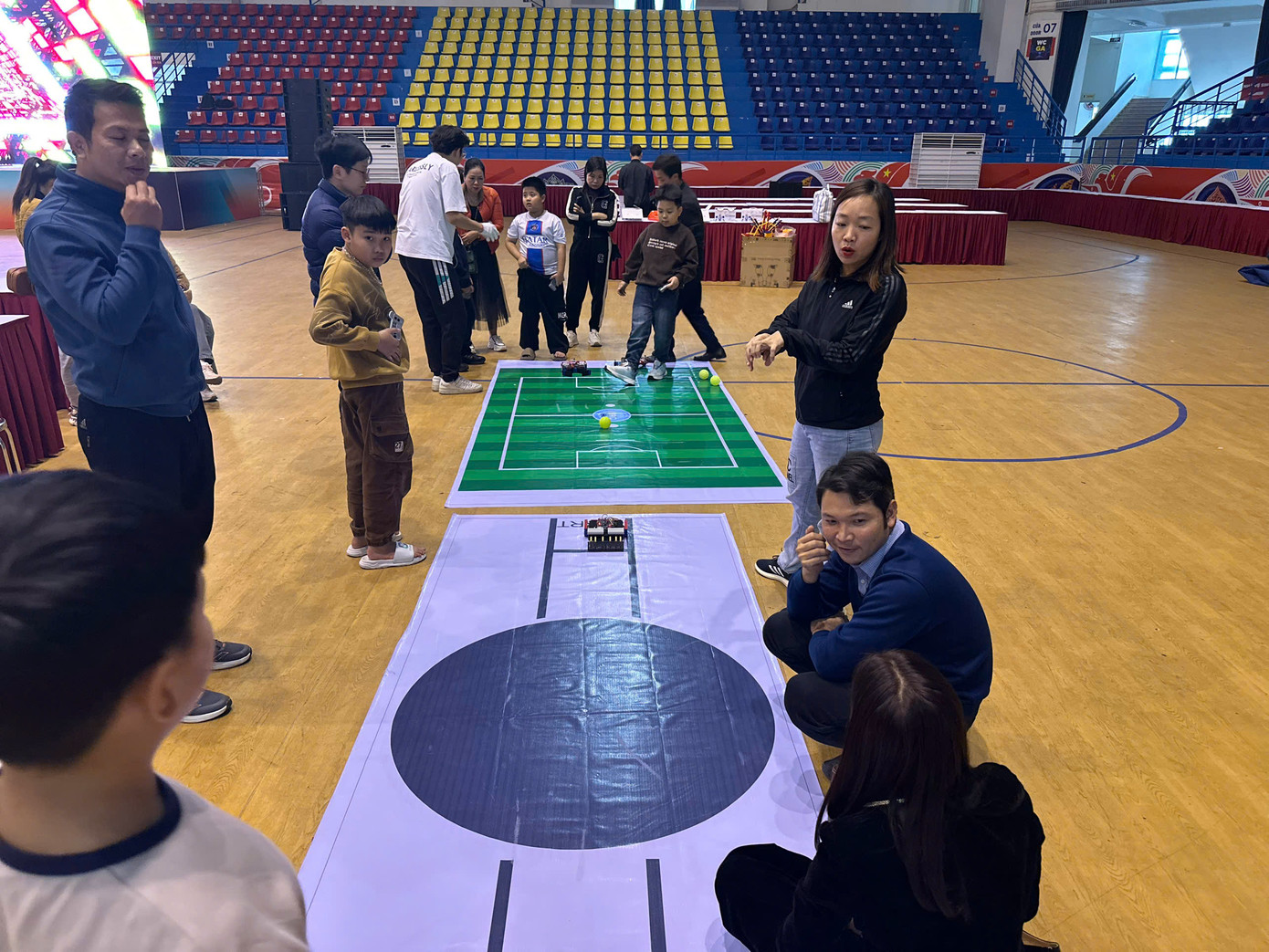 Thí sinh có mặt tại địa điểm diễn ra giải đấu để sẵn sàng cho ngày tranh tài chính thức. Thí sinh có mặt tại địa điểm diễn ra giải đấu để sẵn sàng cho ngày tranh tài chính thức.