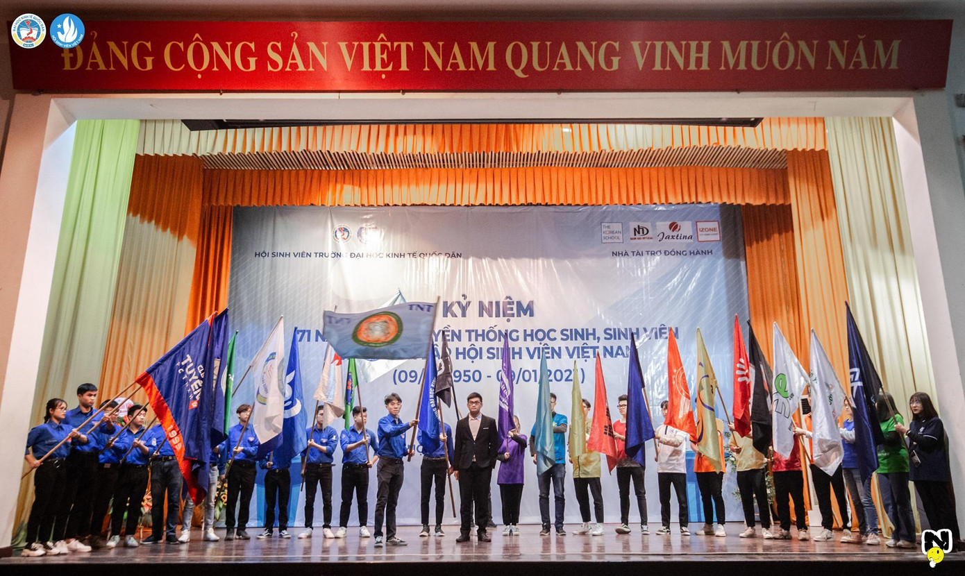 Các câu lạc bộ, tổ, đội trực thuộc Hội Sinh viên Đại học Kinh tế quốc dân. Các câu lạc bộ, tổ, đội trực thuộc Hội Sinh viên Đại học Kinh tế quốc dân.