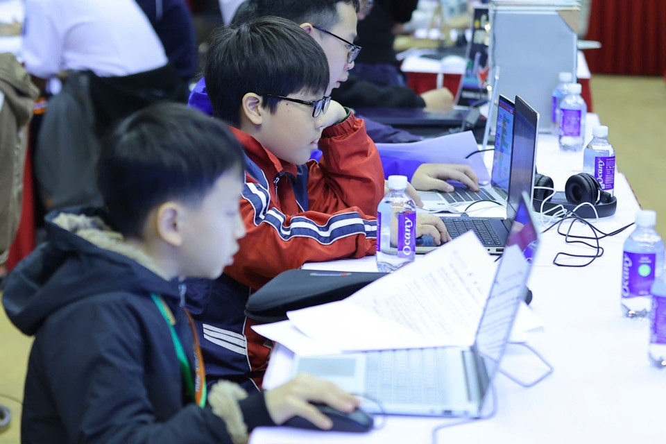 Thí sinh tham dự cuộc thi đến từ nhiều trường trên cả nước. Thí sinh tham dự cuộc thi đến từ nhiều trường trên cả nước.