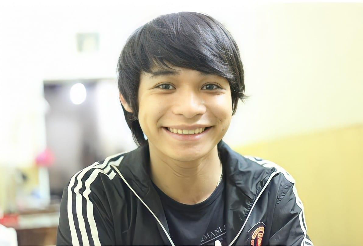 &quot;Tộc trưởng&quot; ngày ấy cũng &quot;hot boy&quot; lắm chứ không đùa đâu nha!