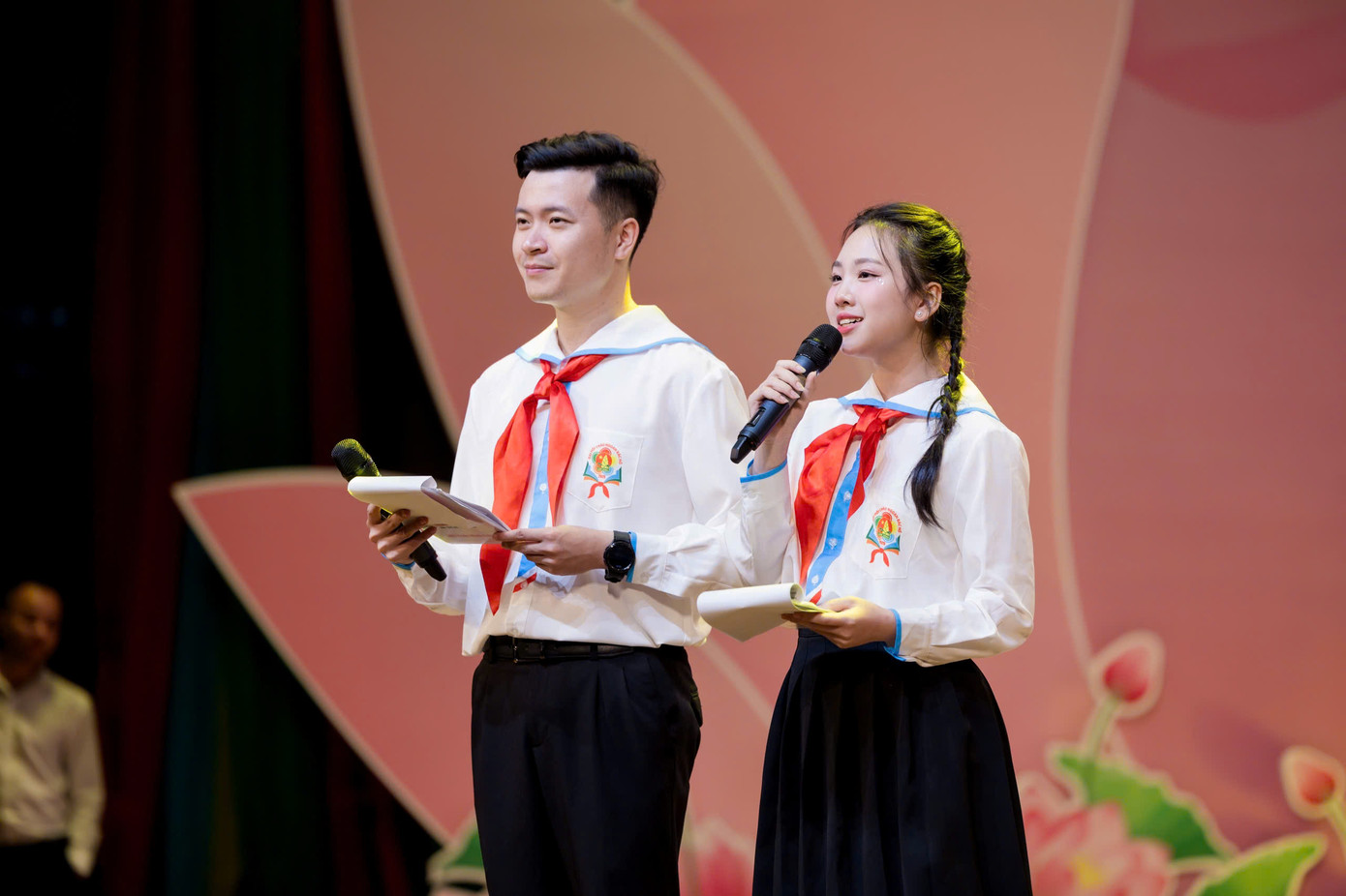 Lê Phương Bảo Ngọc làm MC tại Đại hội Cháu ngoan Bác Hồ Thành phố Hà Nội năm 2025. Lê Phương Bảo Ngọc làm MC tại Đại hội Cháu ngoan Bác Hồ Thành phố Hà Nội năm 2025.