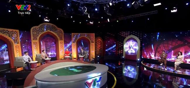 Vấp phải phản ứng mạnh mẽ từ khán giả, nhà đài đã cắt bỏ phần bình luận của các hot girl trong chương trình truyền hình trực tiếp sự kiện World Cup trên VTV2 vào tối 24/11