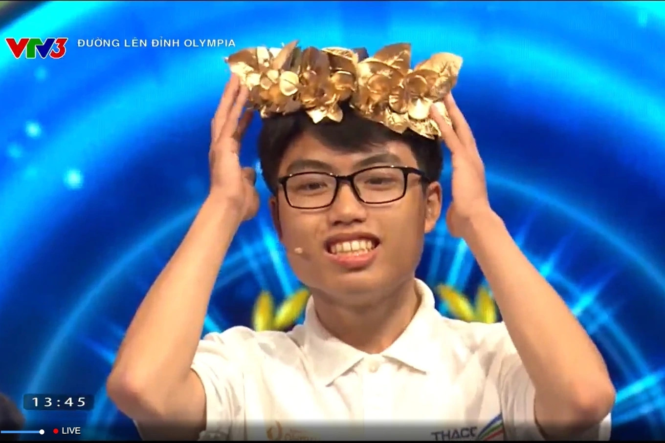 Nguyễn Trọng Thành giành chiến thắng vòng thi quý 4, Đường lên đỉnh Olympia với số điểm 330 điểm. Nguyễn Trọng Thành giành chiến thắng vòng thi quý 4, Đường lên đỉnh Olympia với số điểm 330 điểm.