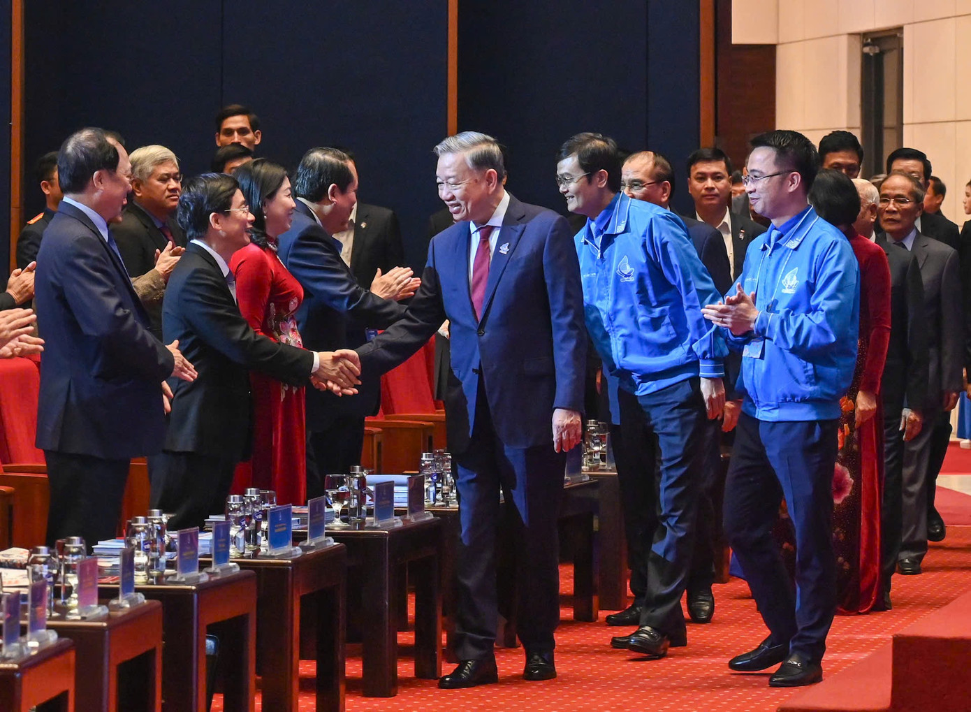 Tổng Bí thư Tô Lâm dự phiên trọng thể Đại hội Hội LHTN Việt Nam lần thứ IX. Tổng Bí thư Tô Lâm dự phiên trọng thể Đại hội Hội LHTN Việt Nam lần thứ IX.