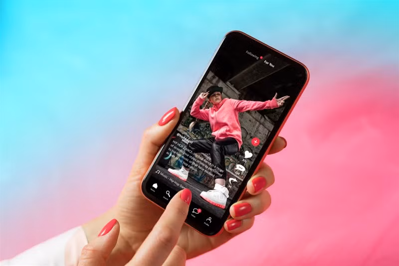 Việt Nam là một trong những quốc gia sử dụng TikTok nhiều nhất thế giới. (Ảnh: Embedsocial)