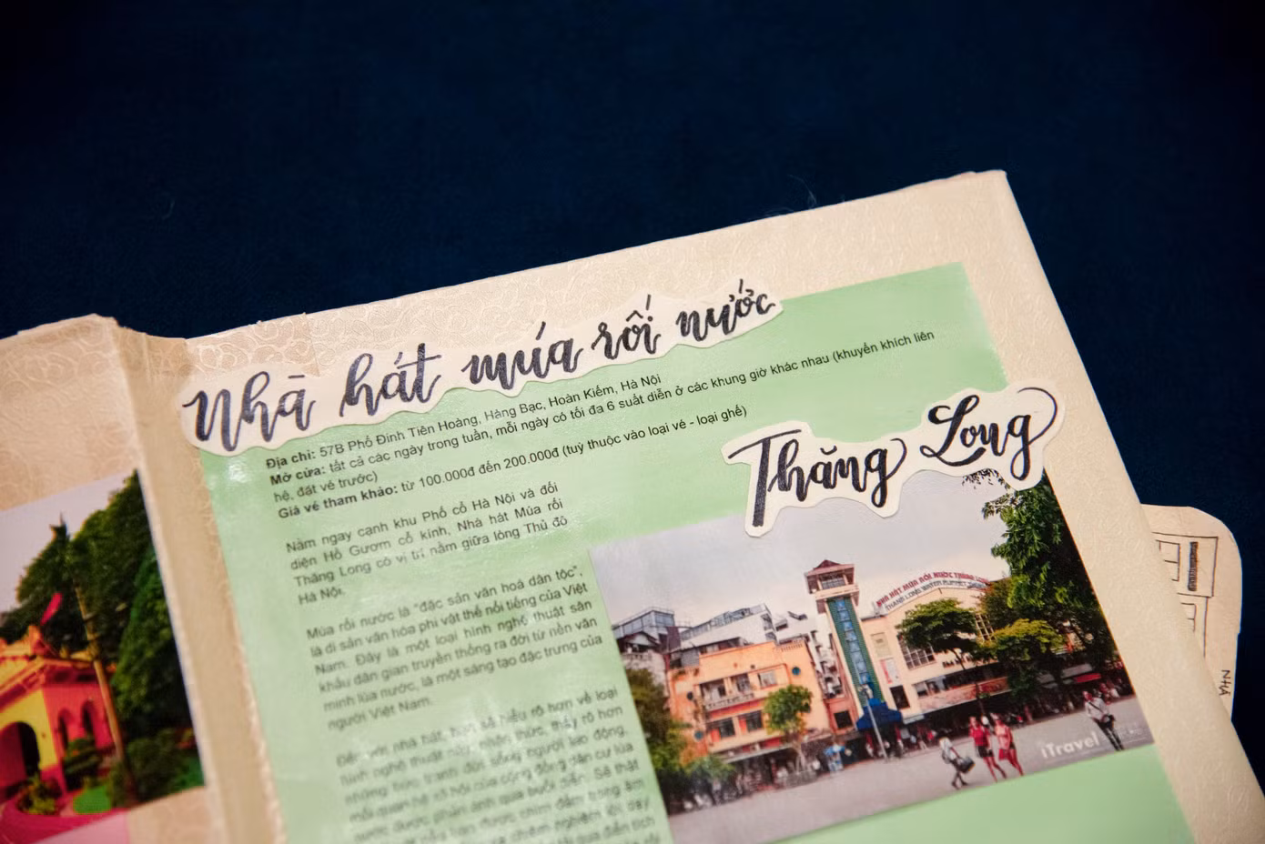 Những trang sách giới thiệu khái quát các địa điểm mang ý nghĩa lịch sử ở quận Hoàn Kiếm.