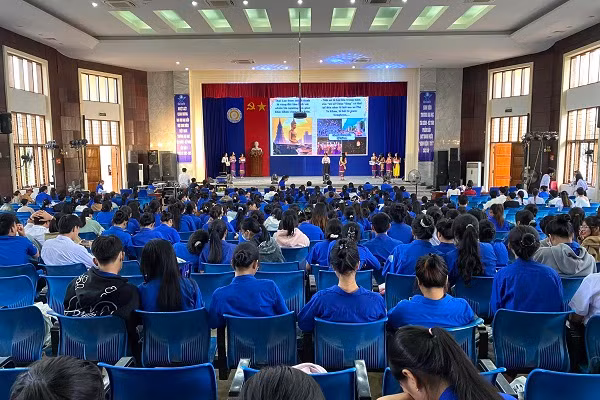Quang cảnh ngày hội Thanh niên Quảng Ngãi với văn hóa ASEAN 2024.